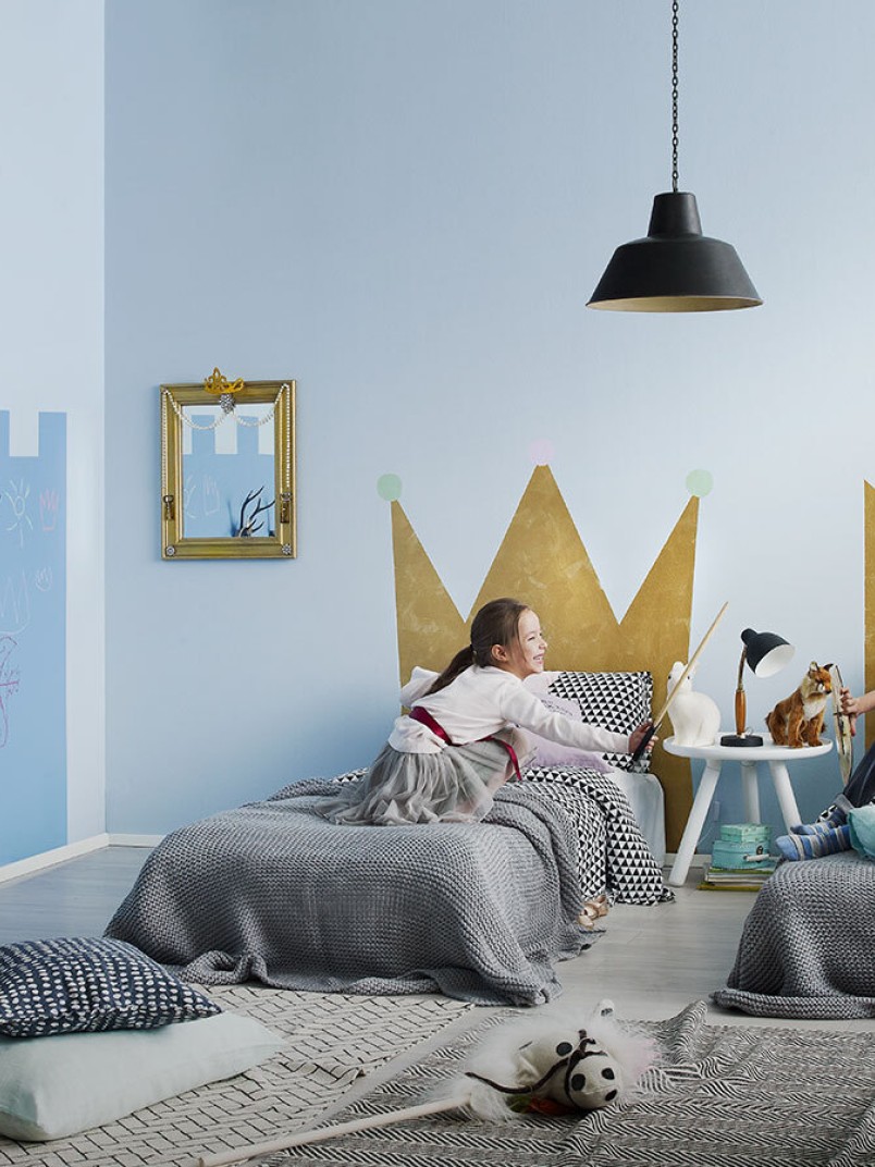 kids' princess playroom wall