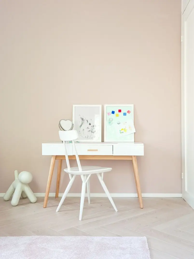 kids room with soft beige colour wall and pastel colour rainbow pattern