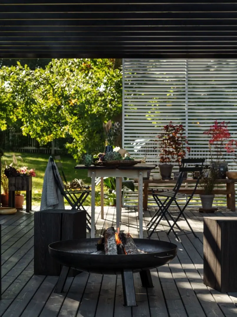 dark colour terrace in pergola