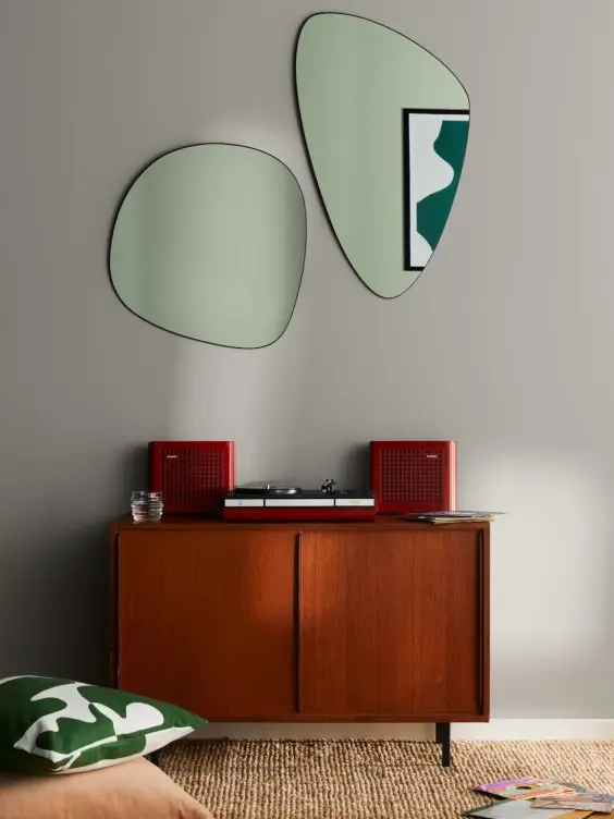 Grey livingroom wall