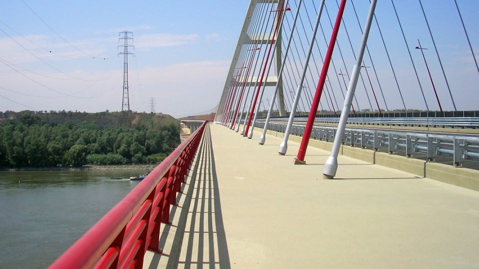 Tikkurila risinājumi tiltu konstrukcijām