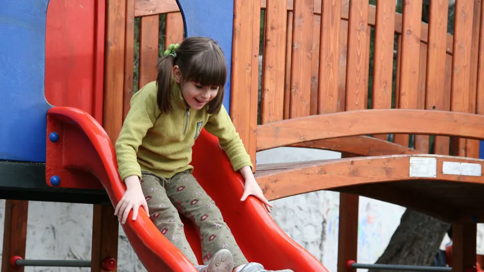 Tikkurila risinājumu rotaļlaukumu koka elementiem