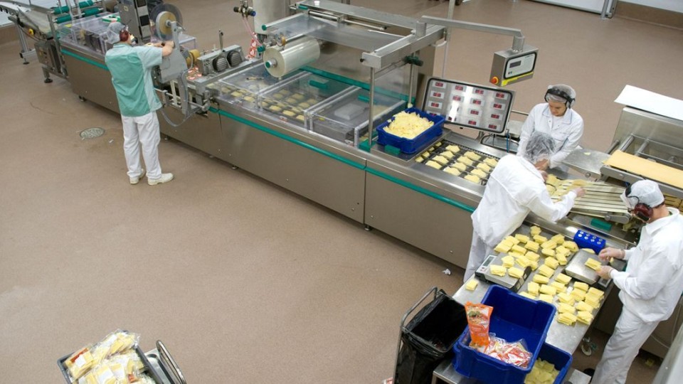 Risinājumi pārtikas ražošanas uzņēmumu un profesionālo virtuvju grīdām